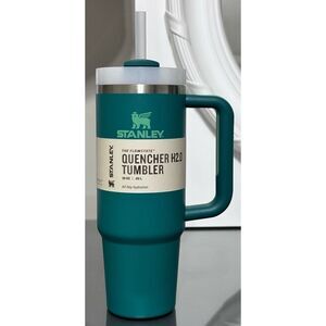 Stanley Quencher H2.0 FlowState Tumbler 30oz,‎ ALPINE GREEN